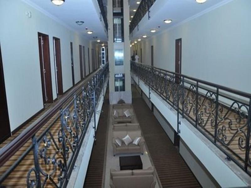 Debredamo Hotel Addis Ababa Exterior photo